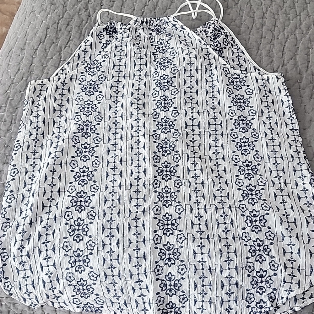 Loft Sleeveless Summer Top - Picture 7 of 8
